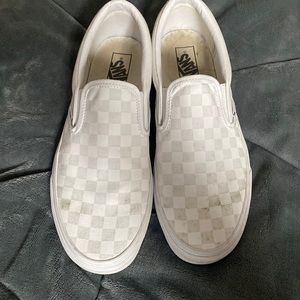 white on white checkered vans